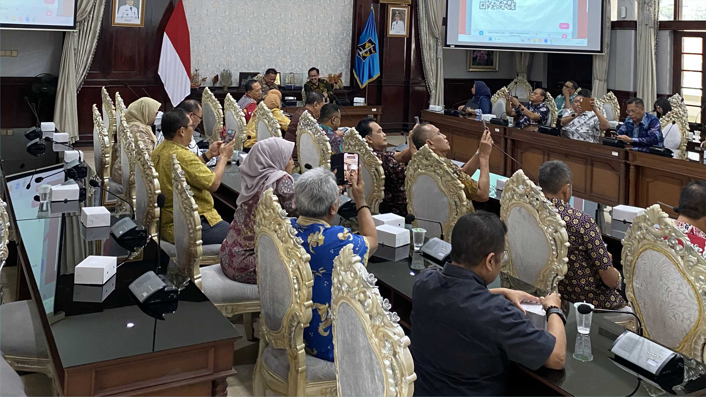 Bukti langkah Pemkot Surabaya untuk Perkuat Kebijakan Pemerintahan Digital 2025